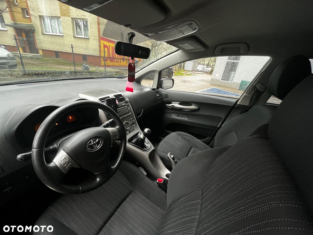 Toyota Auris 2.0 D-4D Premium - 5