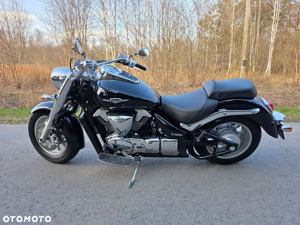Suzuki Intruder - 5