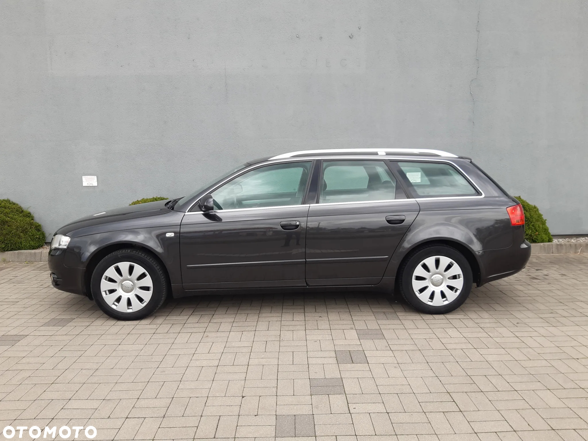 Audi A4 Avant 2.0 TDI - 9