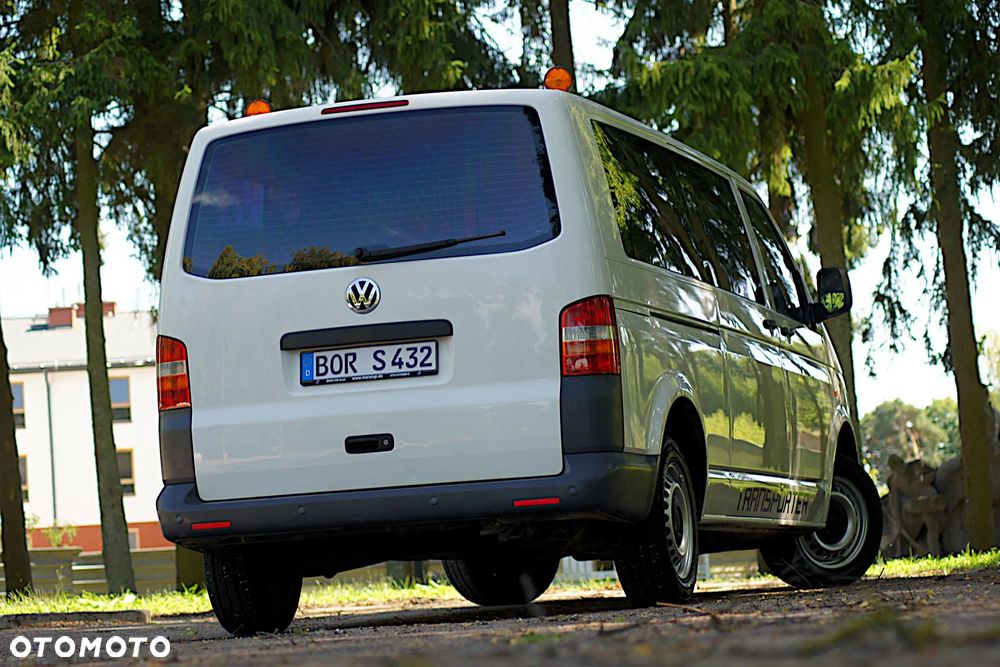 Volkswagen Transporter Caravelle Lang Trendline - 21