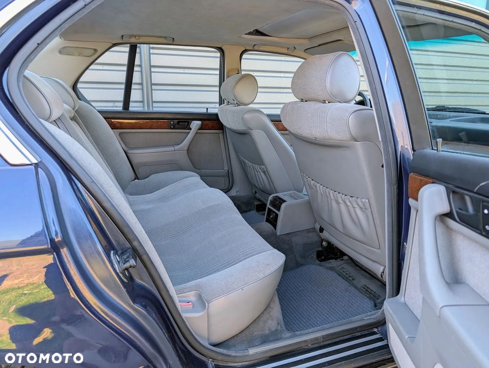 BMW Seria 7 - 19