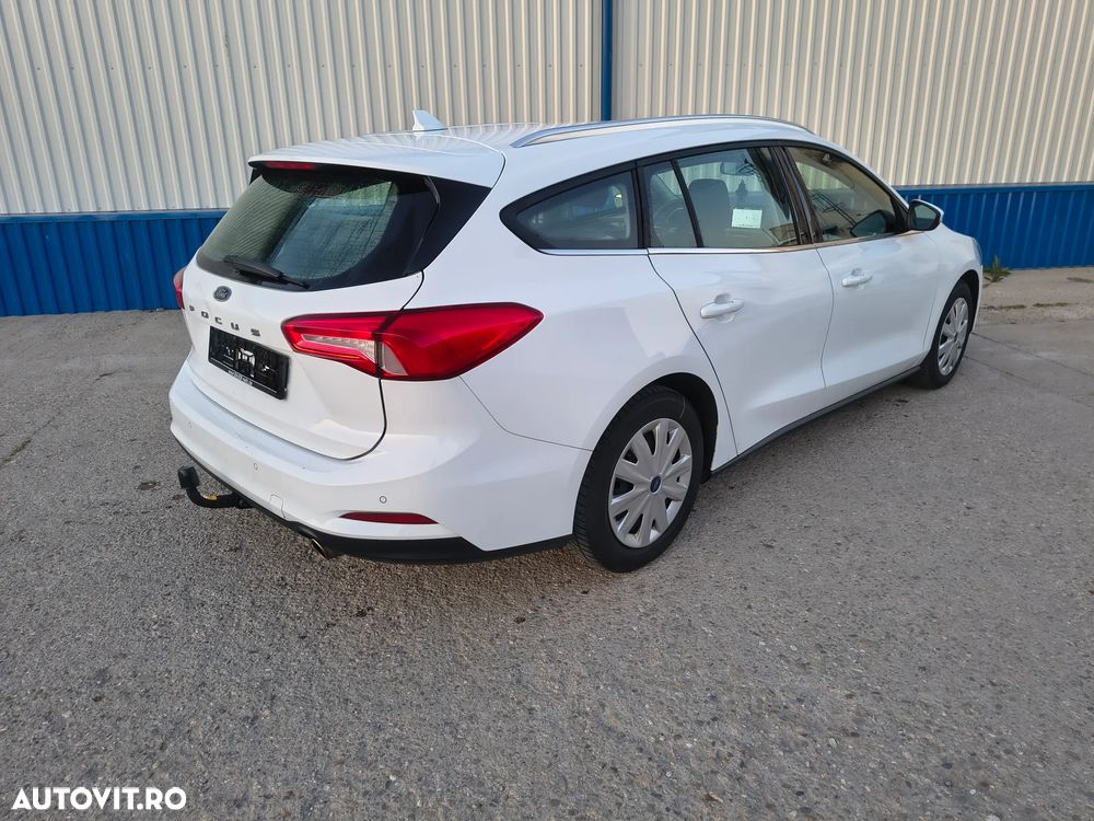 Ford Focus - 4