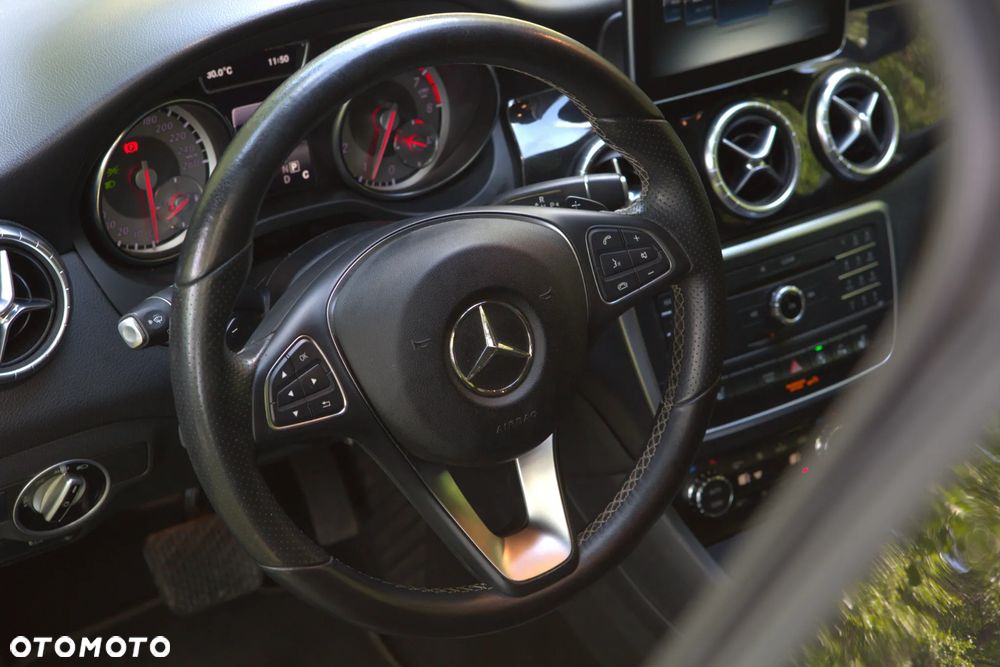 Mercedes-Benz CLA 250 4-Matic Sport - 7