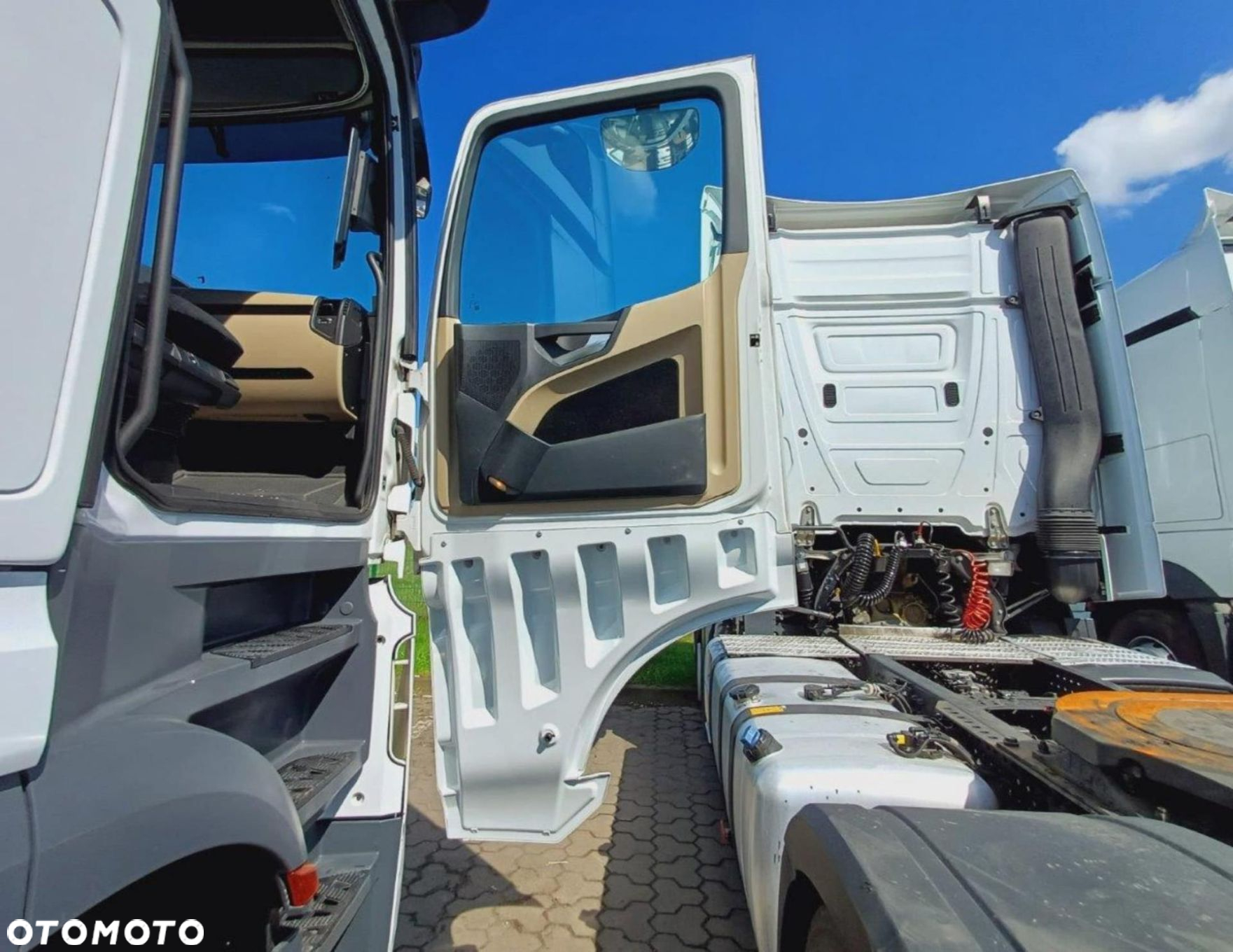 Mercedes-Benz Actros 5 1845 BigSpace - 3