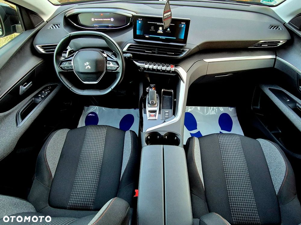 Peugeot 3008 PureTech 130 Stop & Start GPF EAT8 Allure - 24