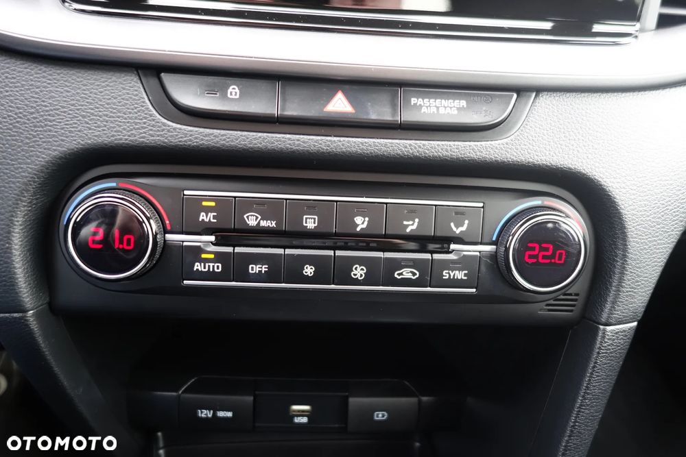 Kia Ceed 1.5 T-GDI L Business Line DCT - 18