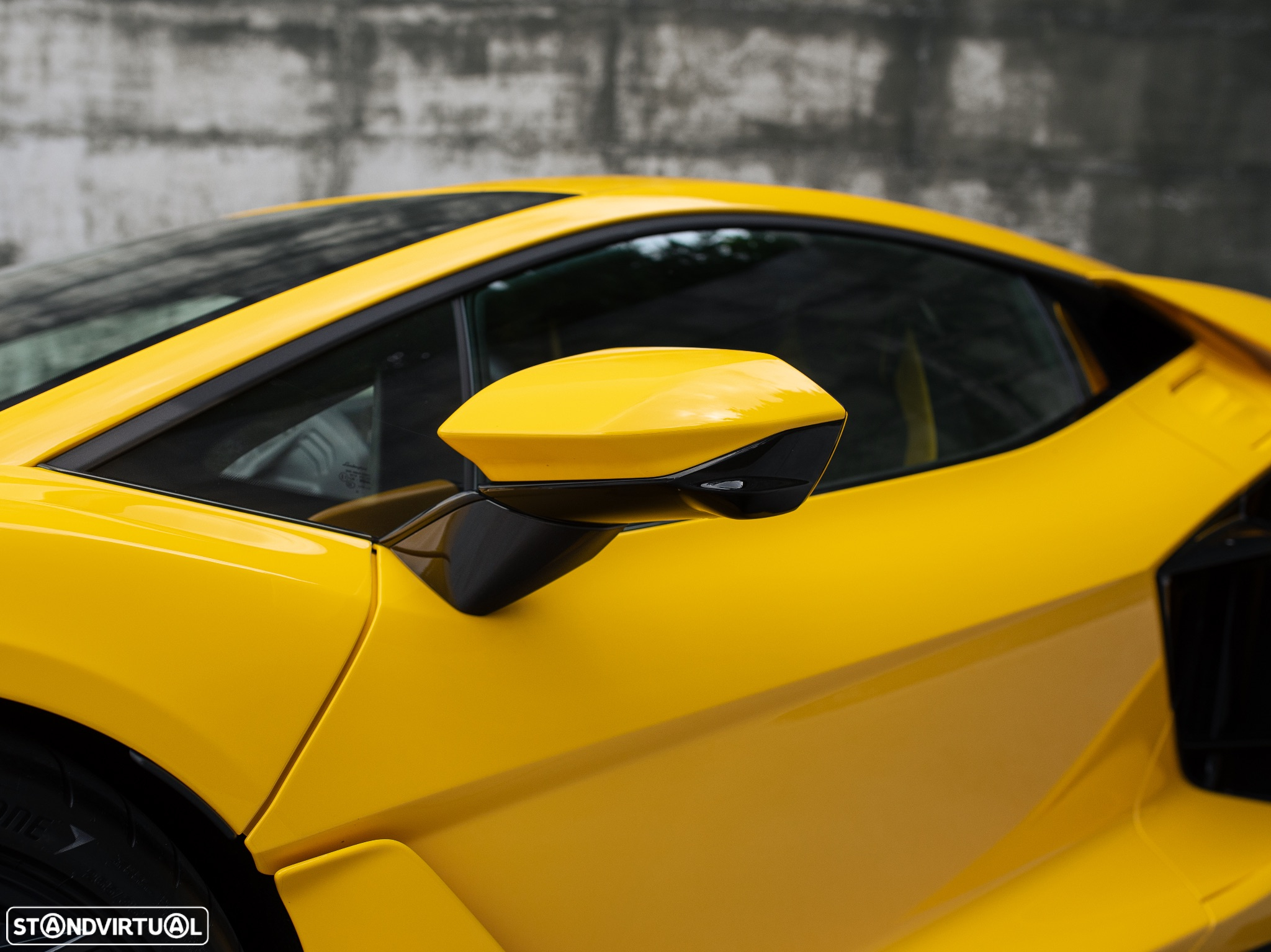 Lamborghini Revuelto - 44