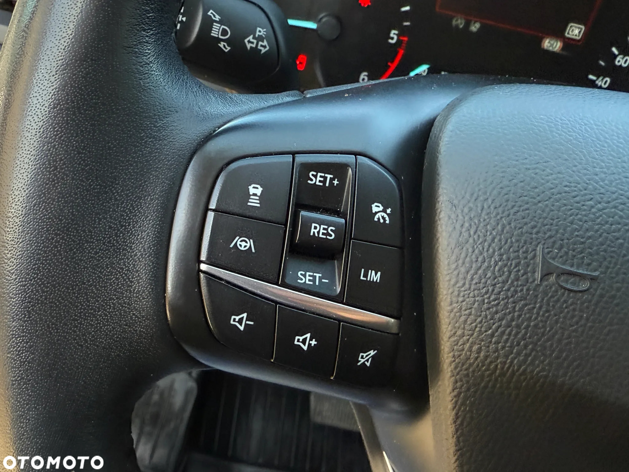 Ford Kuga 1.5 EcoBlue FWD Titanium - 25