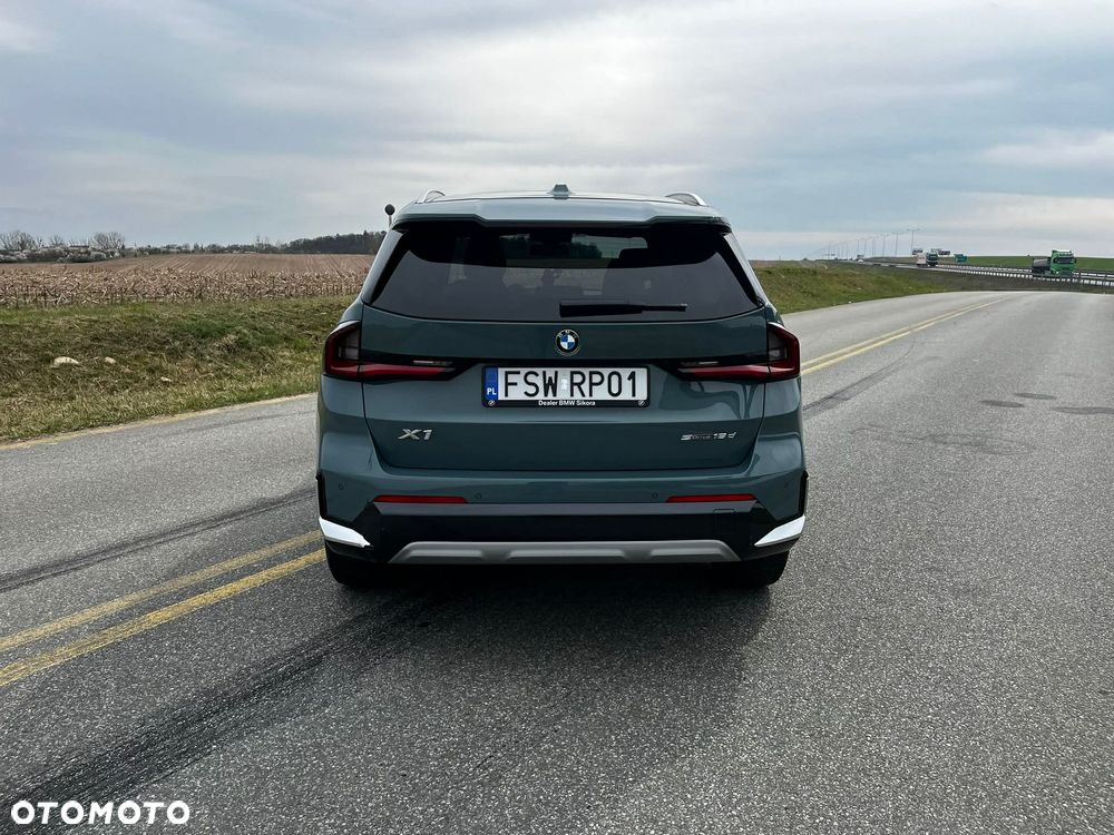 BMW X1 sDrive18d xLine - 4
