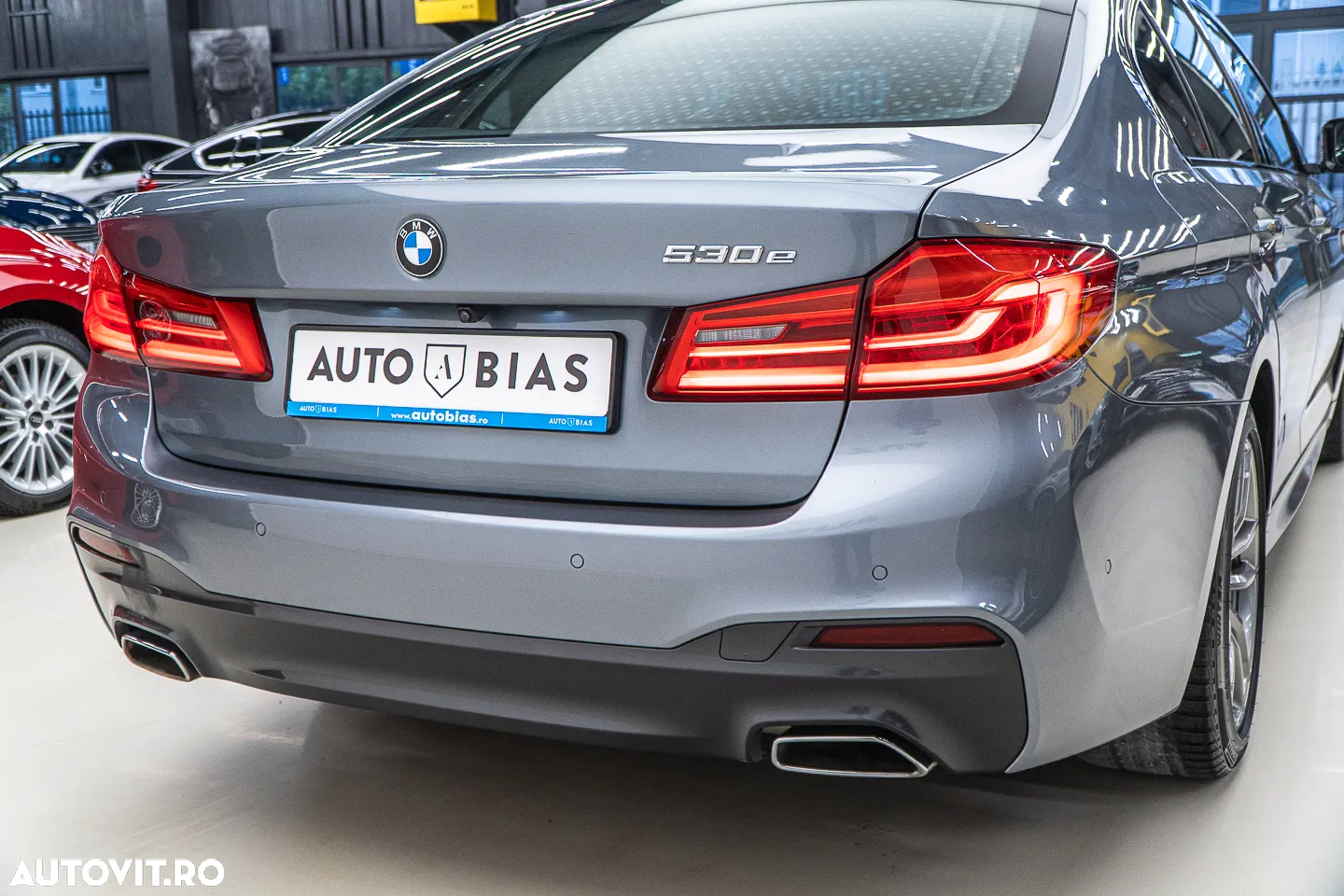 BMW Seria 5 530e Aut. M Sport Edition - 14