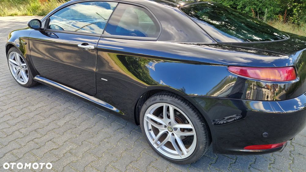 Alfa Romeo GT 1.9JTD 16V Black Line - 9