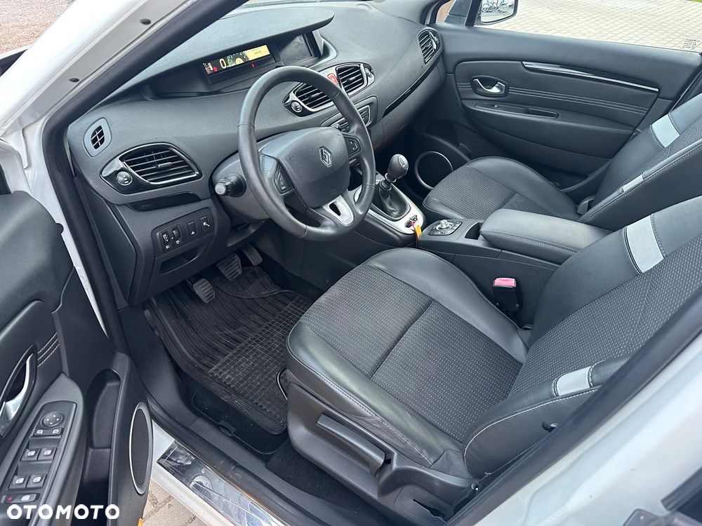 Renault Scenic 1.4 16V TCE Expression - 29