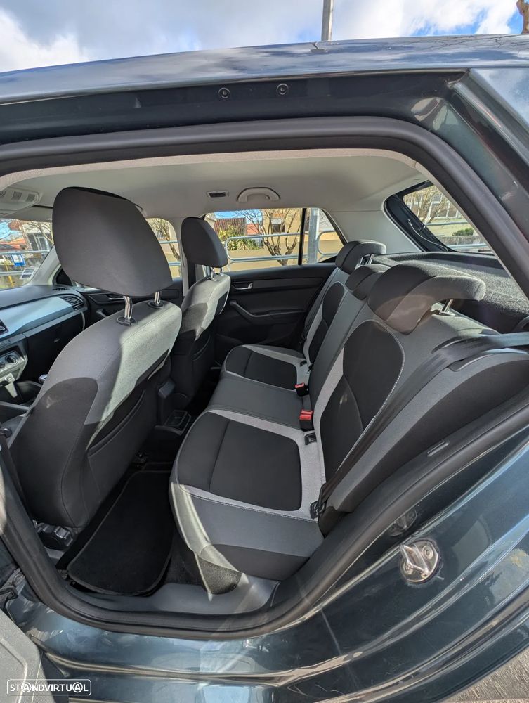 Skoda Fabia 1.0 Active - 19