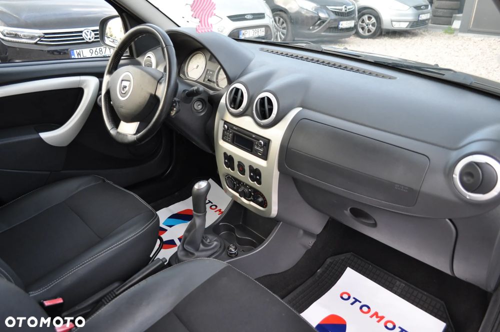 Dacia Sandero 1.6 Laureate BL - 15
