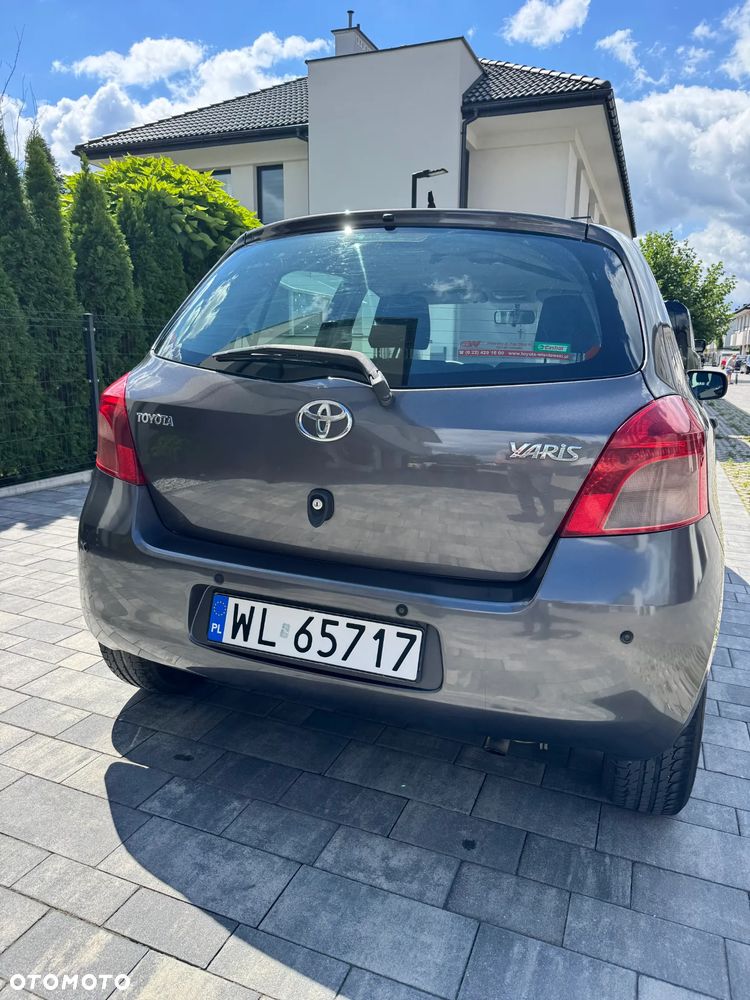 Toyota Yaris 1.3 Luna A/C - 6