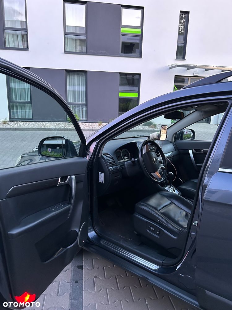 Chevrolet Captiva 3.2 LT high - 16