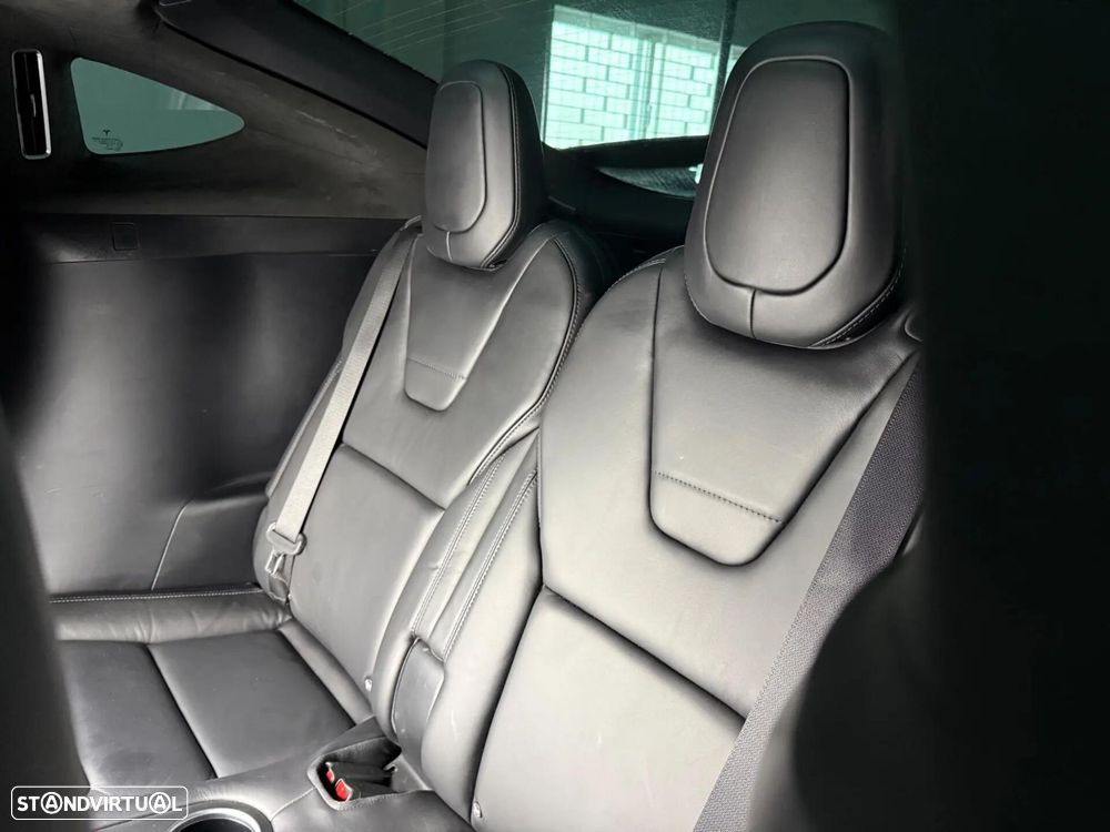 Tesla Model X 100D - 24