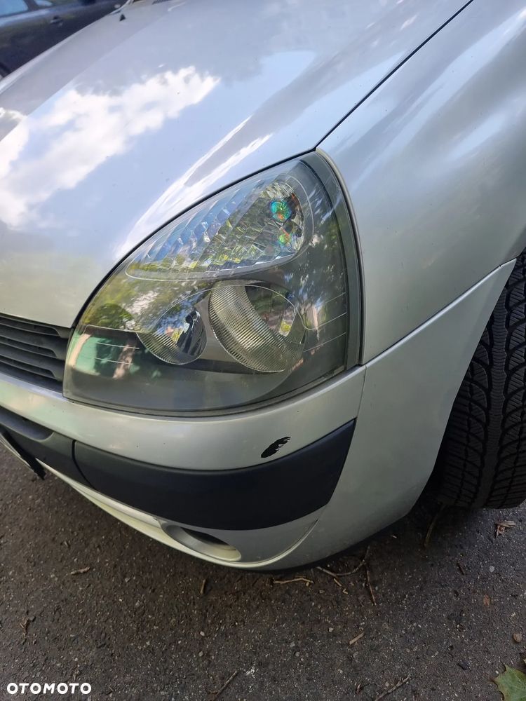 Renault Clio 1.2 16V Confort Authentique - 14