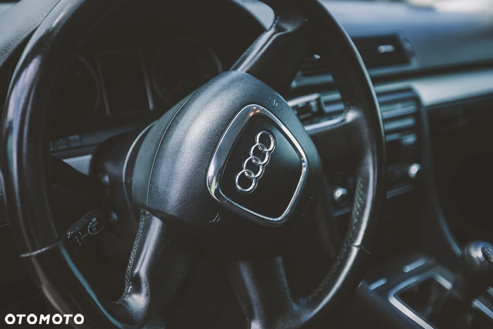 Audi A4 Avant 1.6 - 12