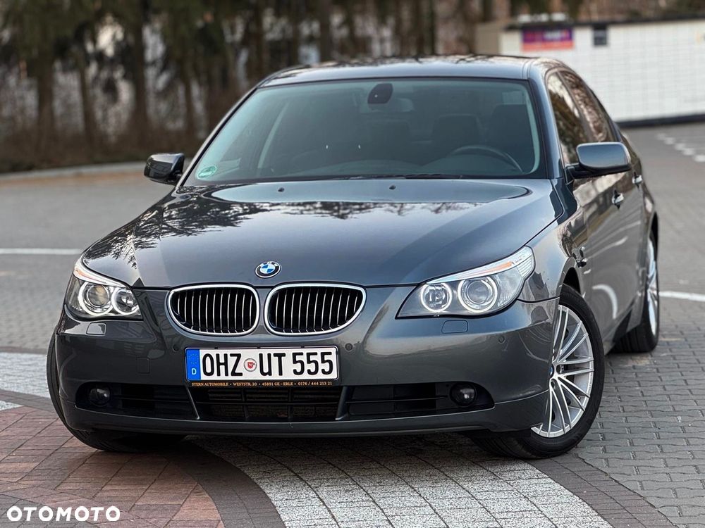 BMW Seria 5 545i - 2