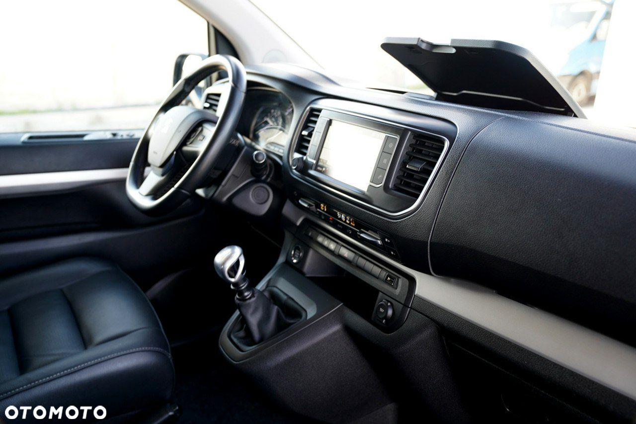 Peugeot Traveller - 35