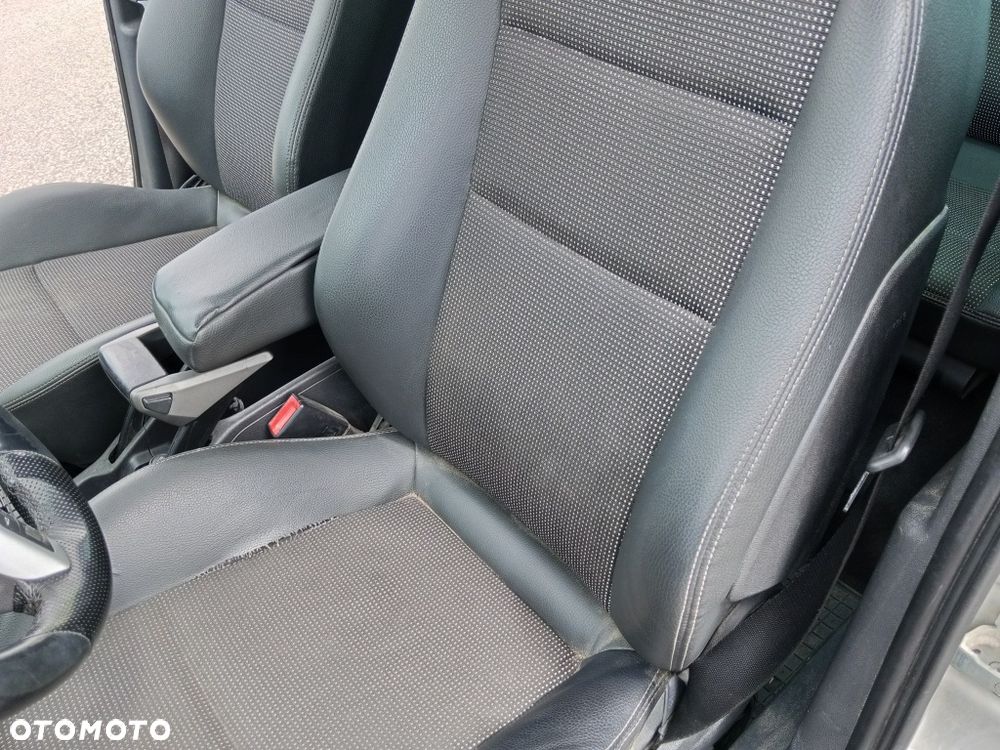 Opel Zafira - 7