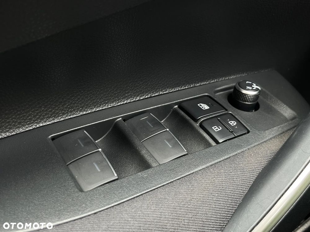 Toyota Corolla 1.5 Comfort - 34