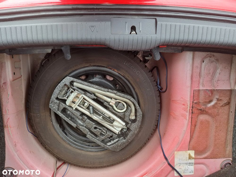 Volkswagen Polo - 13