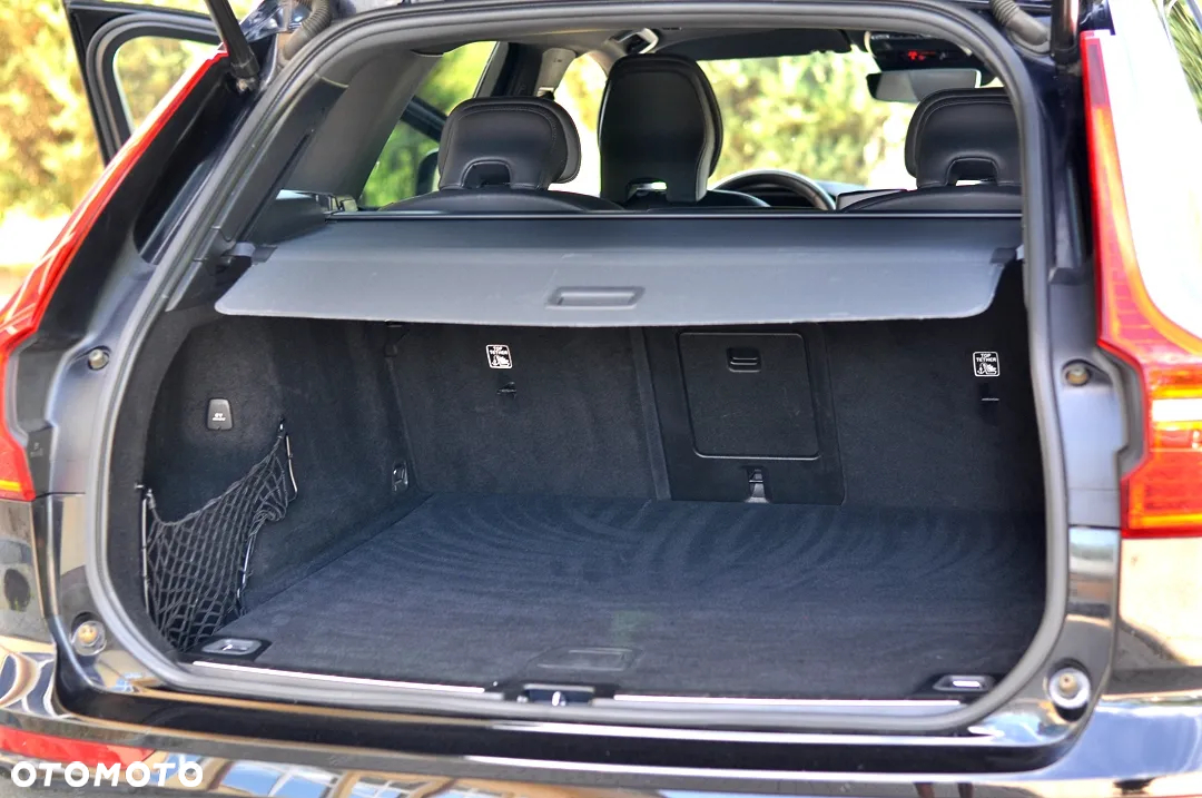 Volvo XC 60 D3 R-Design - 17