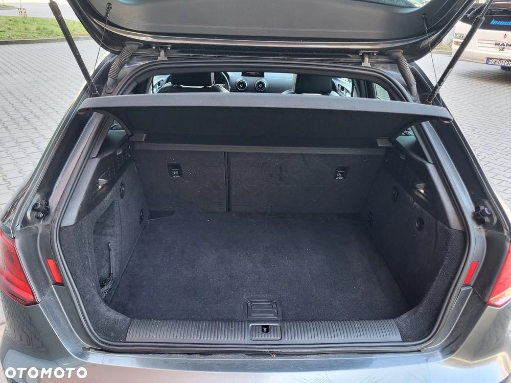 Audi A3 Sportback - 14