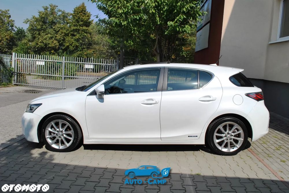 Lexus CT 200h Luxury Line - 8