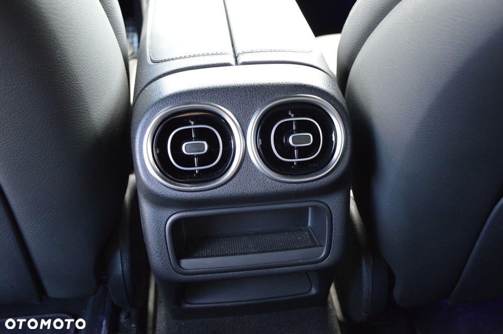 Mercedes-Benz GLC 2025