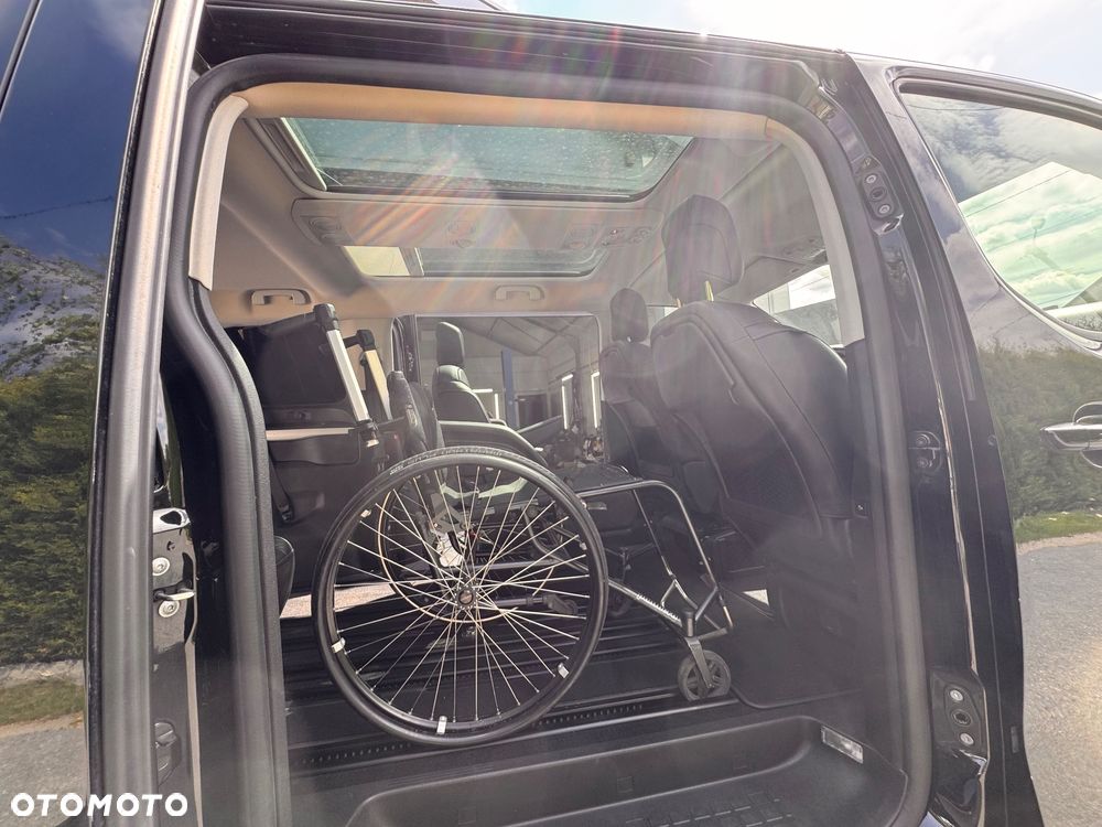 Ford Tourneo Custom - 13