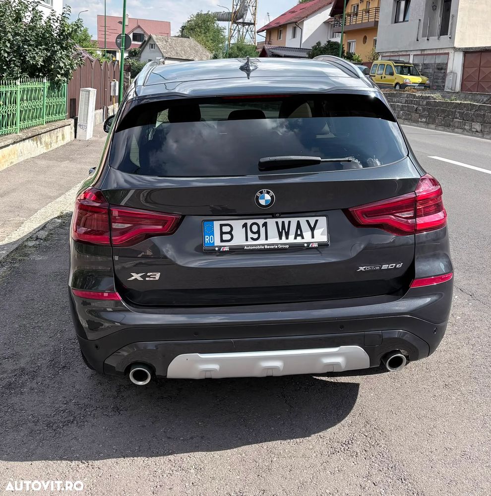 BMW X3 xDrive20d AT xLine - 3