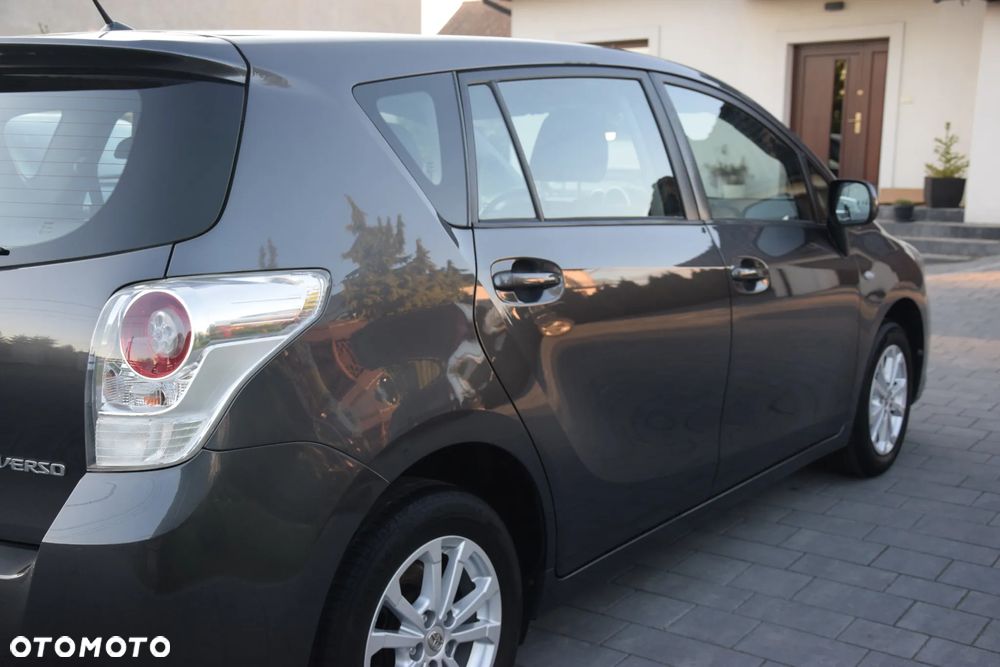Toyota Verso - 21