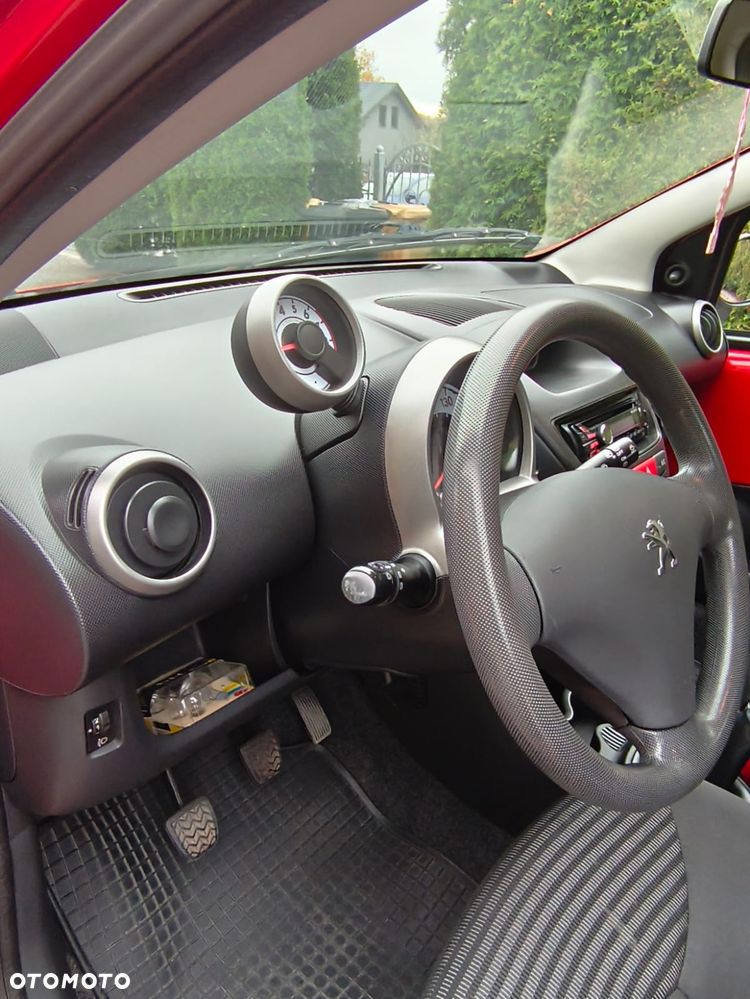 Peugeot 107 - 16