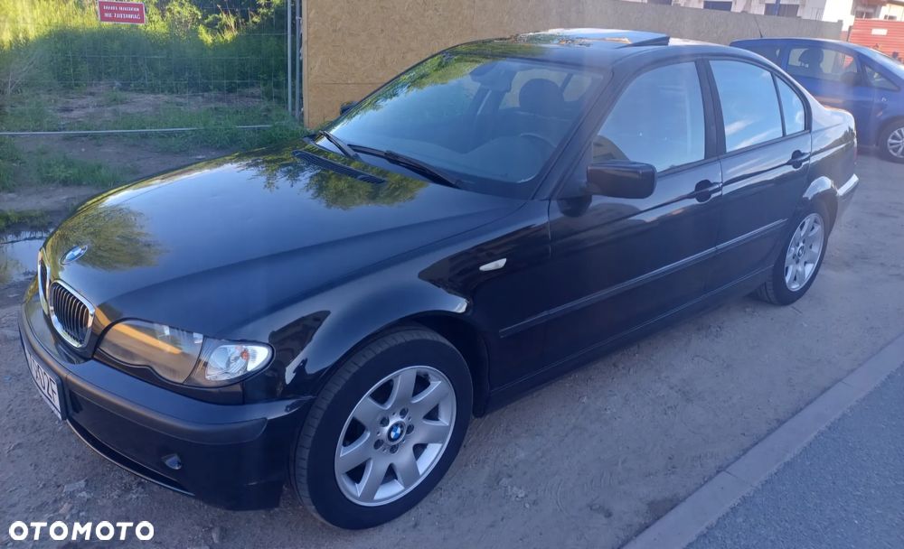 BMW Seria 3 318i - 1