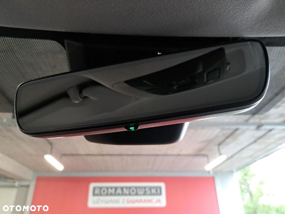 Toyota Corolla 1.8 Hybrid Comfort - 30