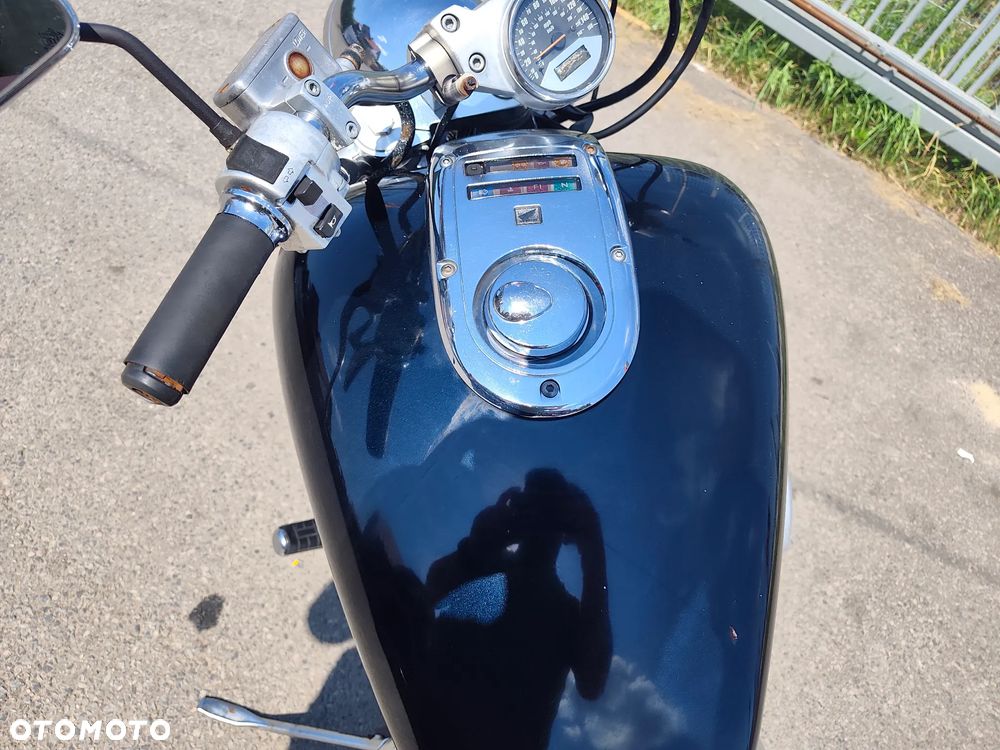 Honda VTX - 25
