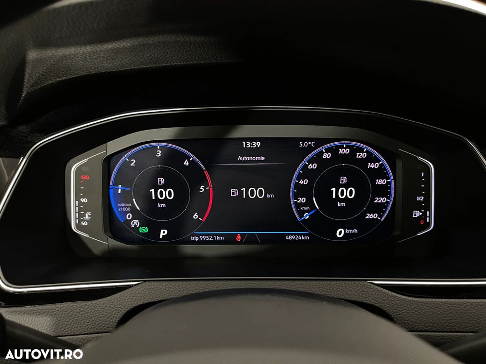 Volkswagen Passat 2.0 TDI DSG Comfortline - 27