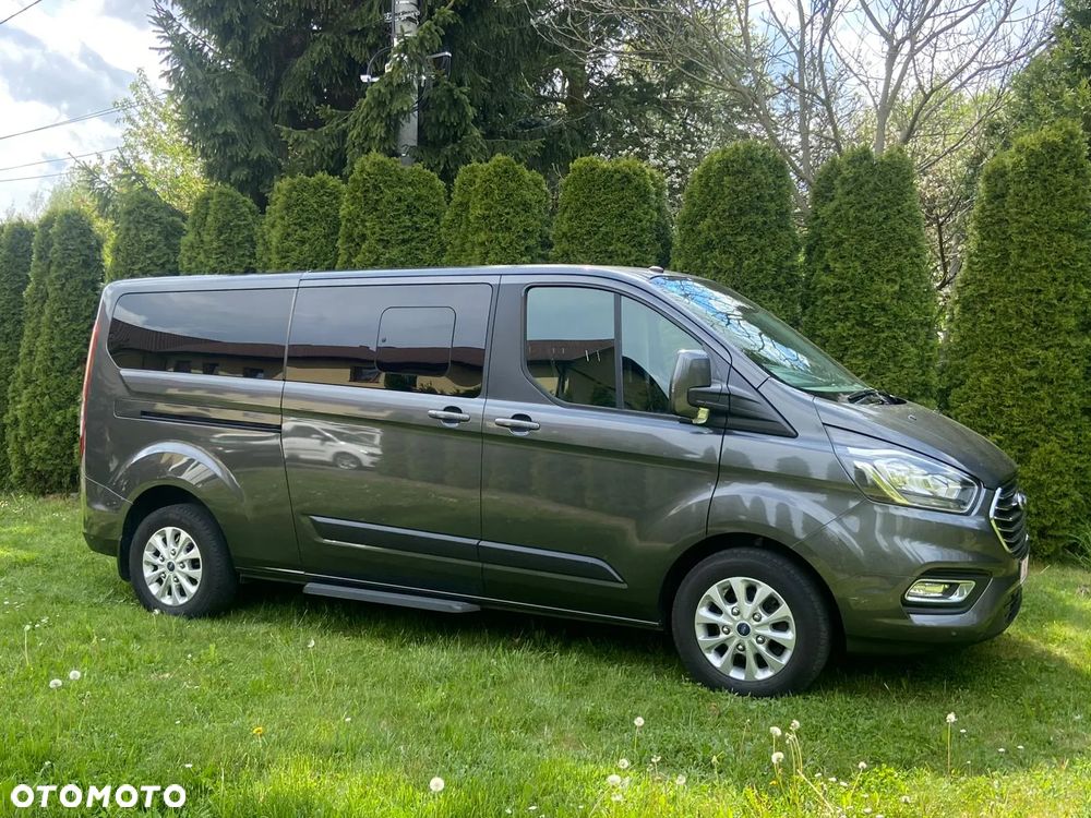 Ford Tourneo Custom - 14
