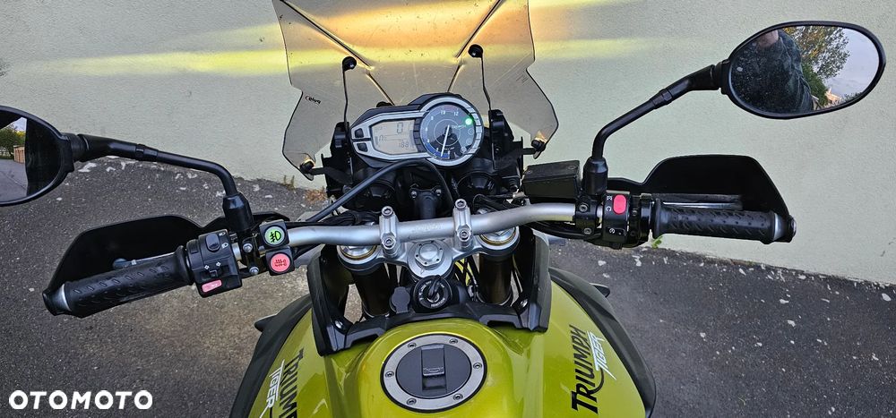 Triumph Tiger - 13