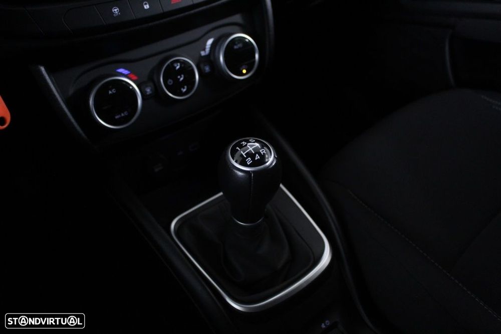 Fiat Tipo Station Wagon Cross 1.0 GSE T3 Cross - 31