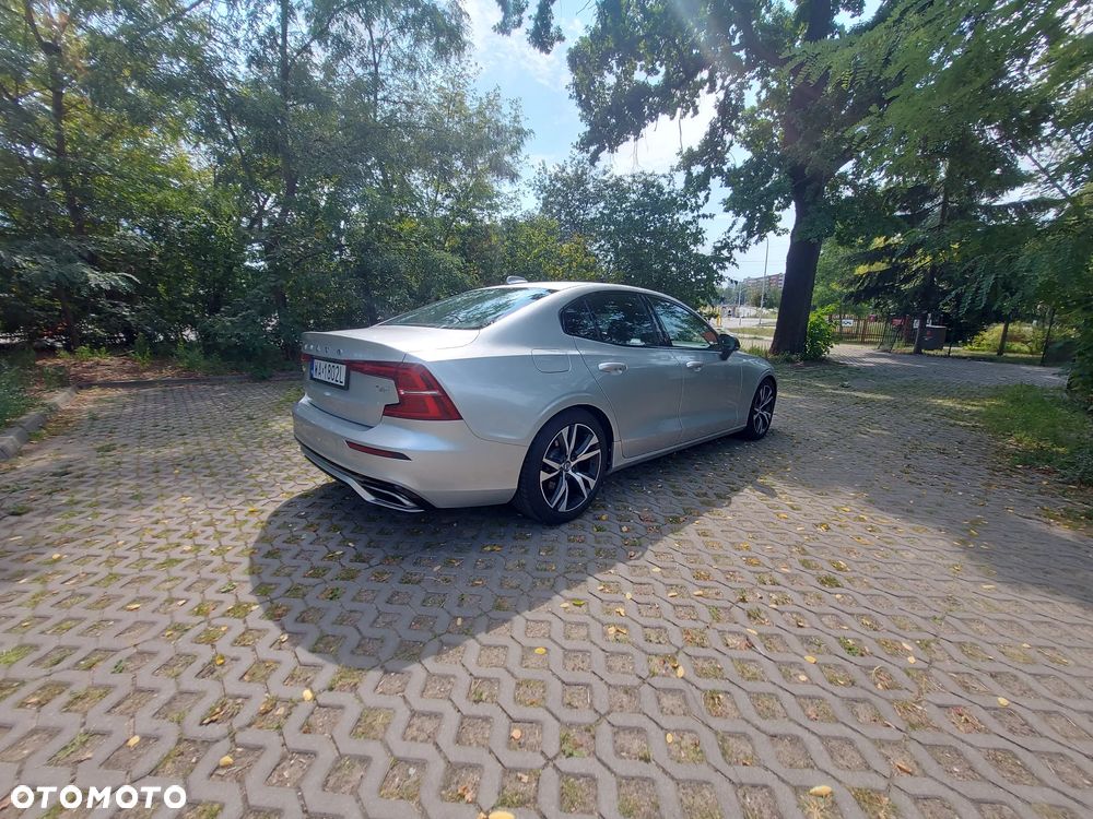 Volvo S60 T4 R-Design - 12