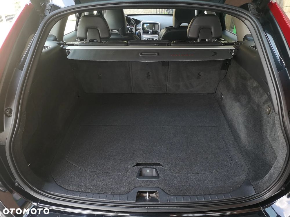 Volvo XC 60 D3 Geartronic Ocean Race - 34