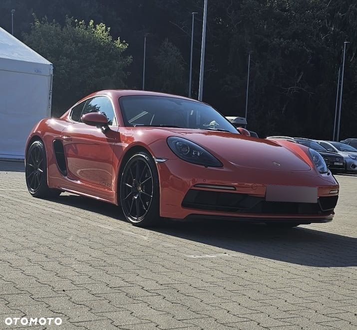 Porsche 718 Cayman - 19