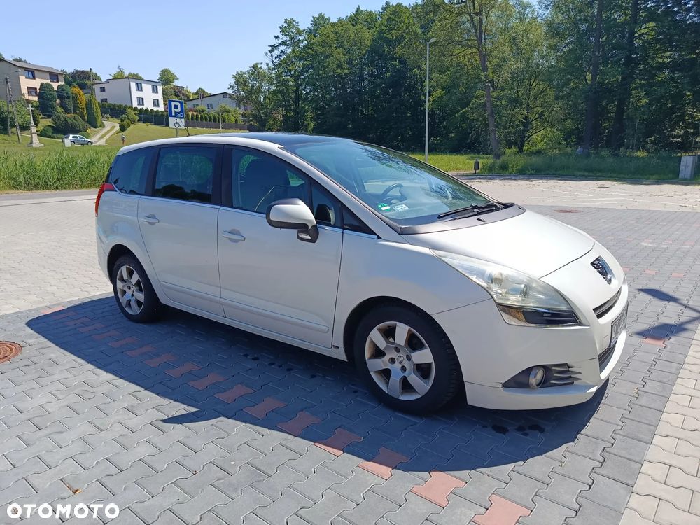 Peugeot 5008 HDI FAP 110 Active - 4