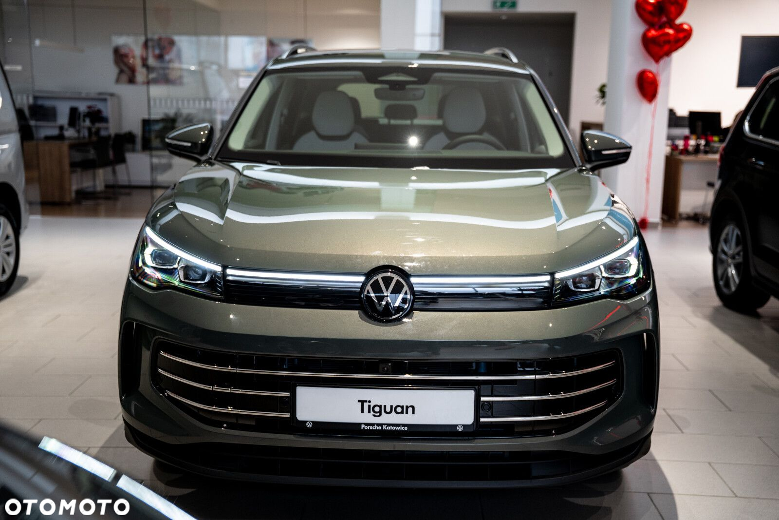 Volkswagen Tiguan - 2