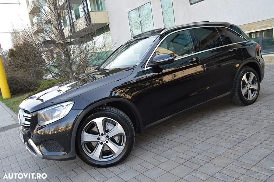 Mercedes-Benz GLC 220 d 4MATIC 9G-TRONIC - 25