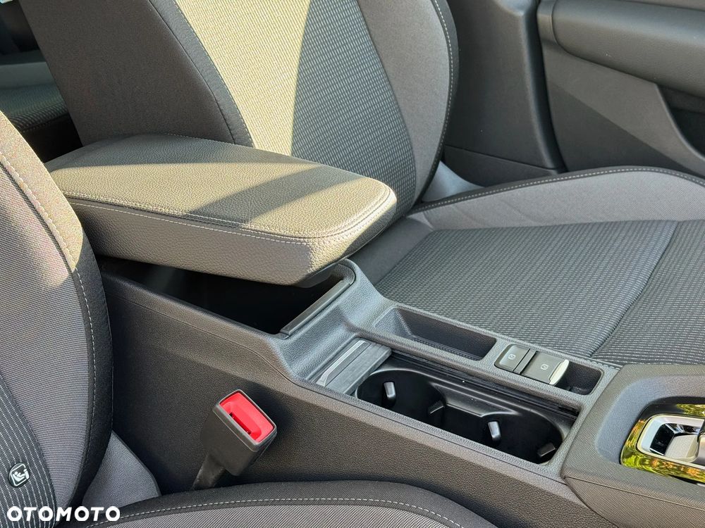 Skoda Octavia 1.5 TSI mHEV Selection DSG - 23